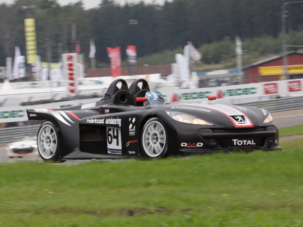 Dennis Lind vinder første løb på Ring Knutstorp.
(Foto: Motorsporten.dk)